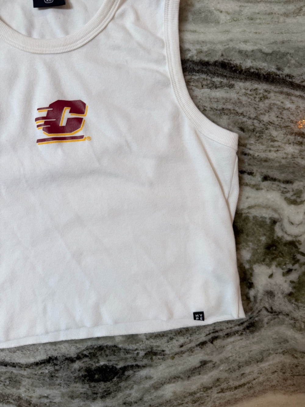Central Michigan University White Ribbed Crop Tank Top Size XL - Picture 3 of 4